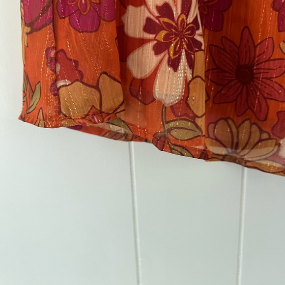 NEW BoutiqueTabitha Rust Floral Flare Sleeve Mini Dress Size Large - Picture 6 of 14